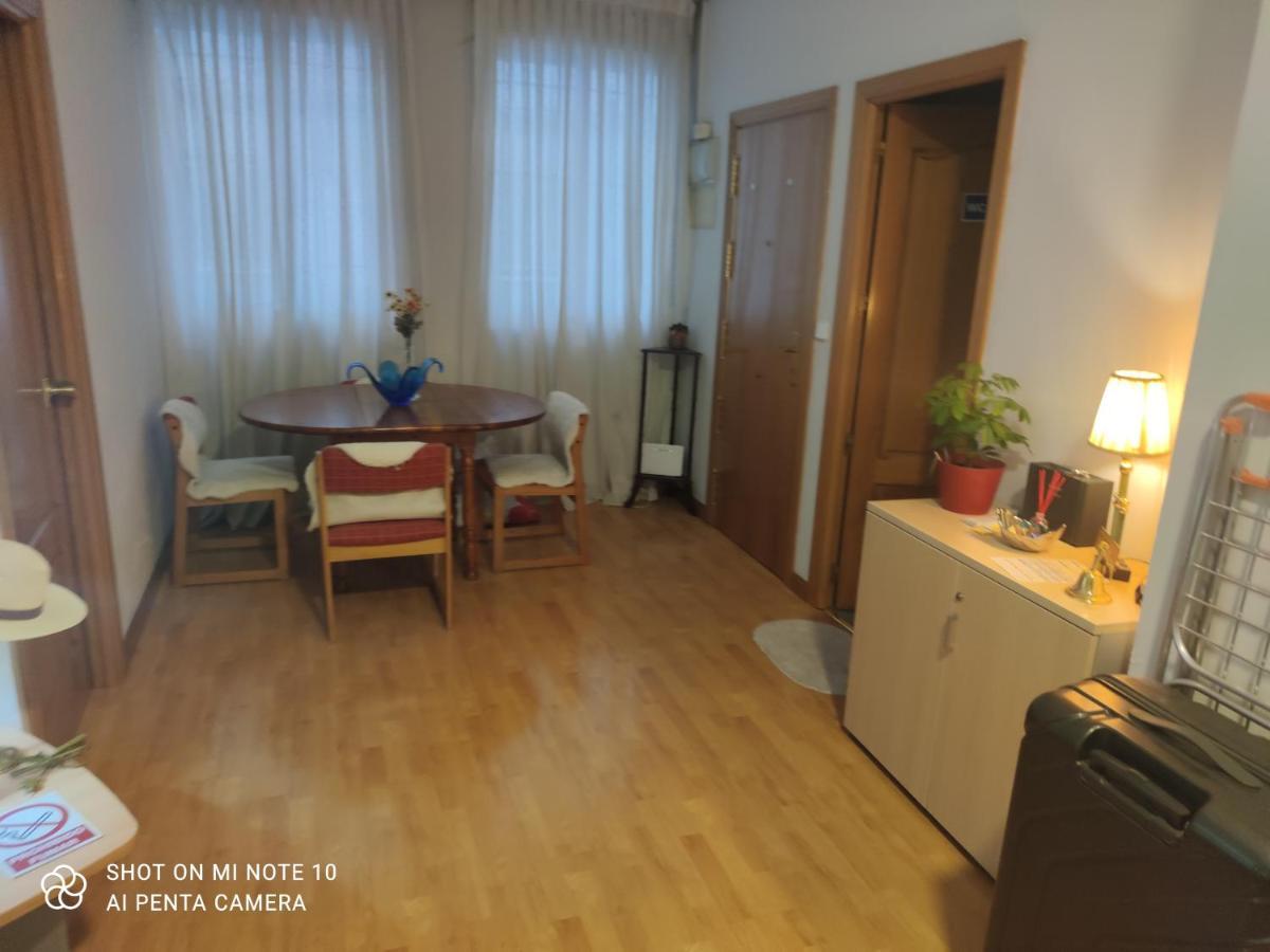דירות מדריד Habitacion L מראה חיצוני תמונה