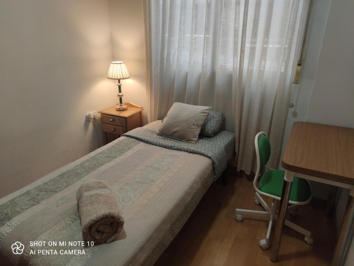 דירות מדריד Habitacion L מראה חיצוני תמונה